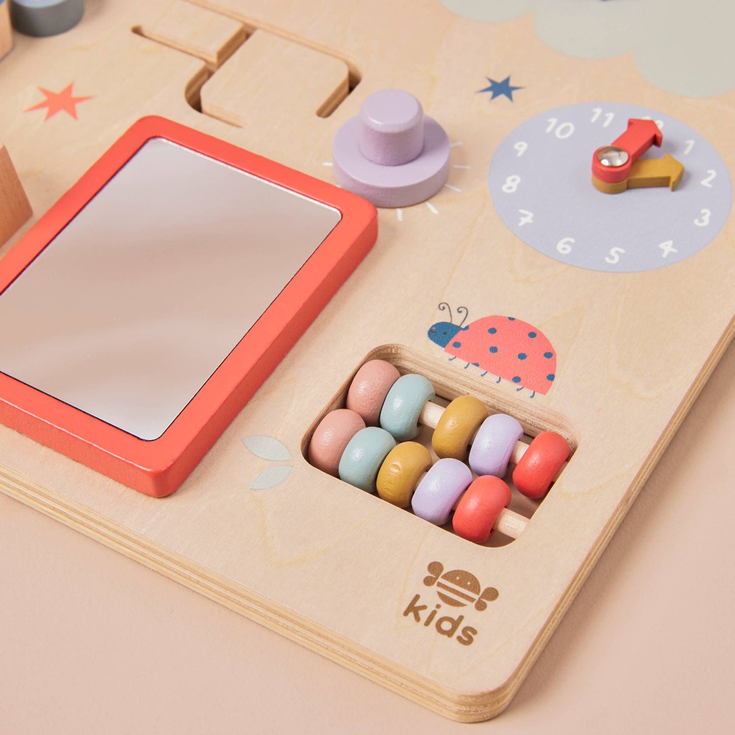 Just Bee Busyboard für Kinder aus Holz (FSC)