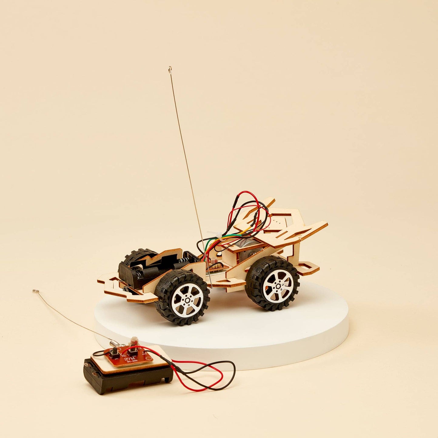 Bastelset für ferngesteuertes Auto, pädagogisches STEM-Spielzeug-Bastelset